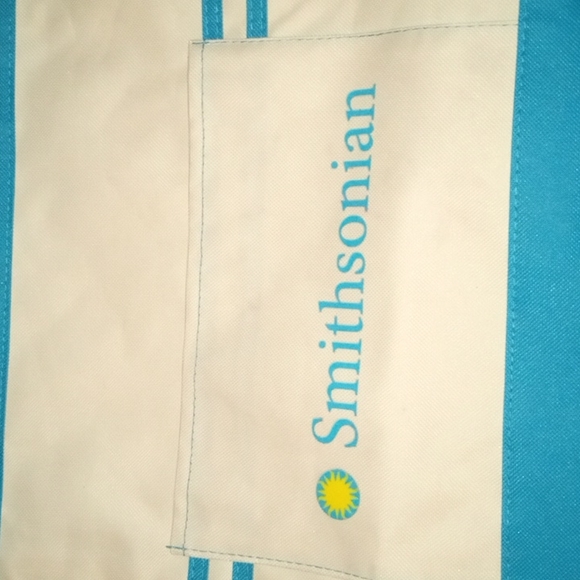 Smithsonian Bag - Picture 2 of 7